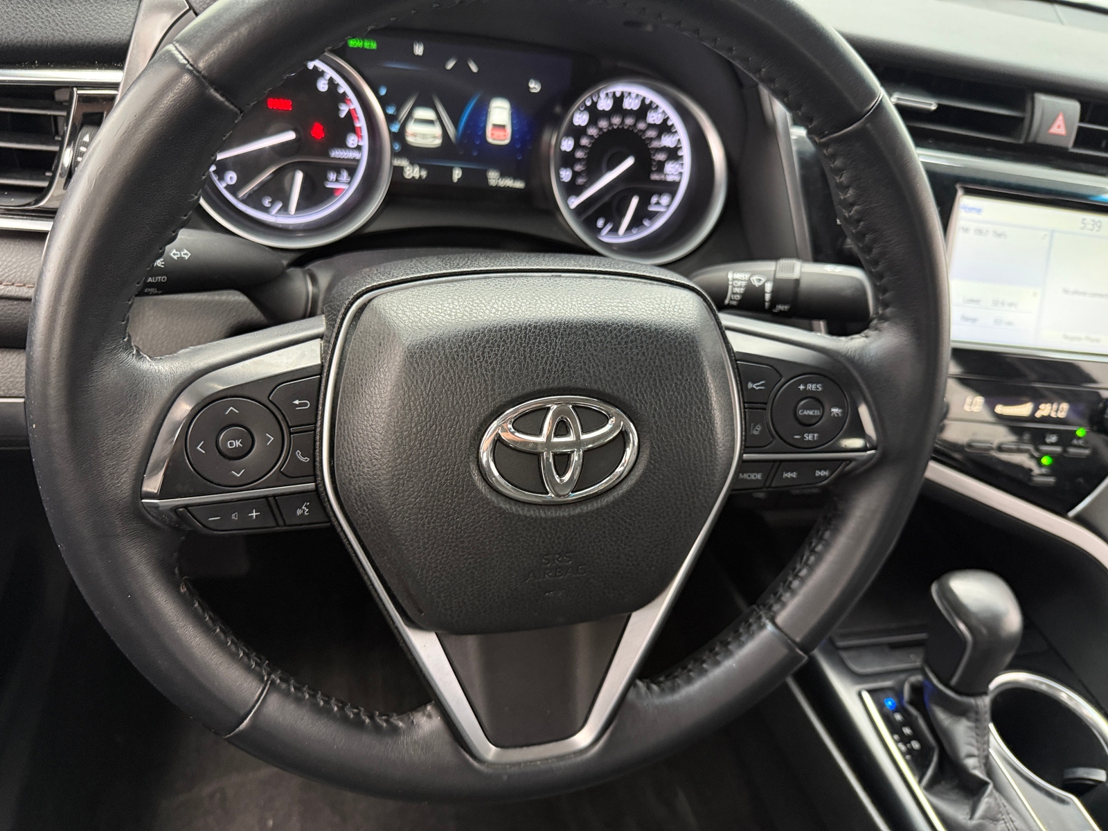 Thumbnail: 2018 Toyota Camry - 4