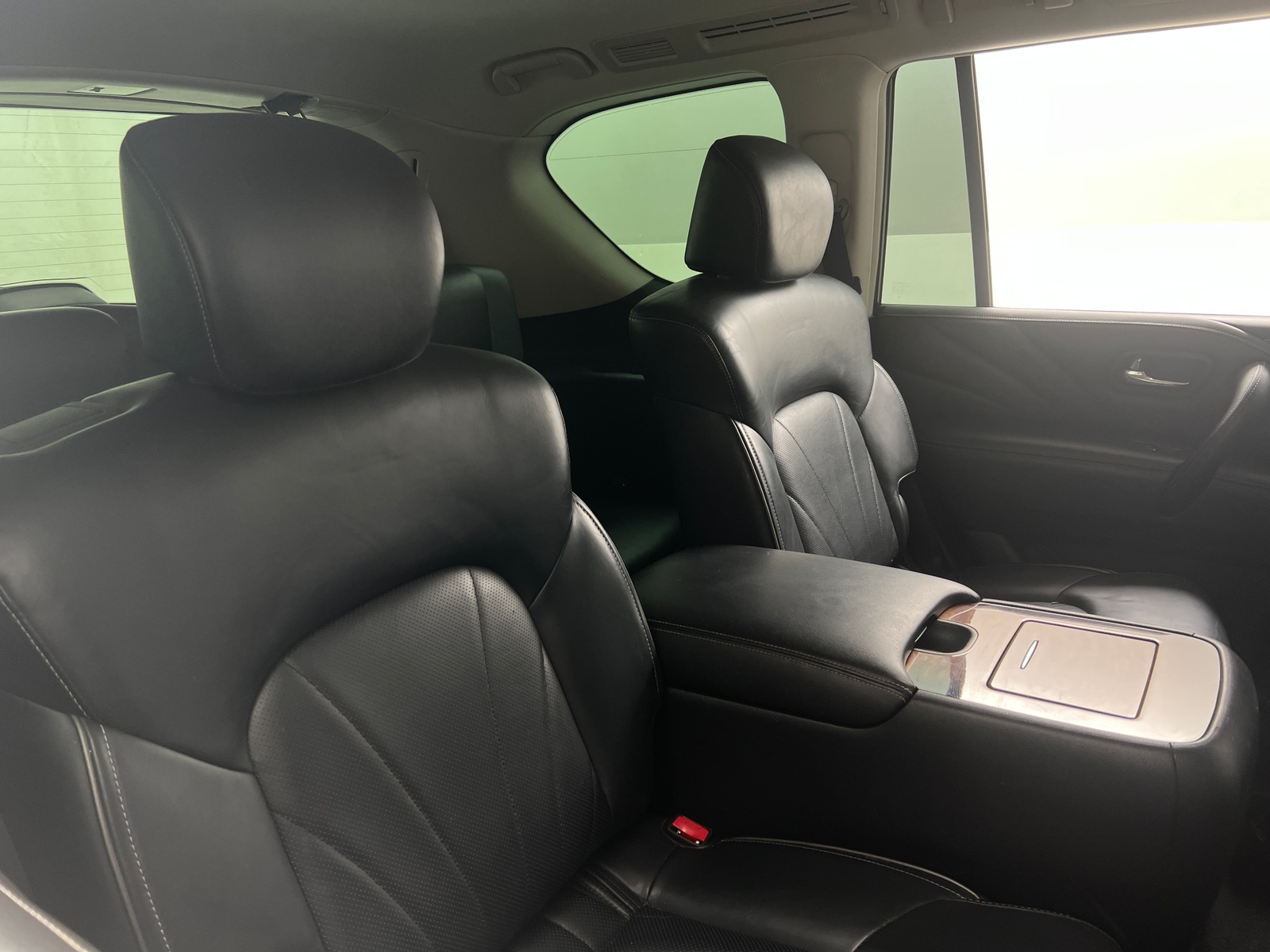Thumbnail: 2017 INFINITI QX80 - 6