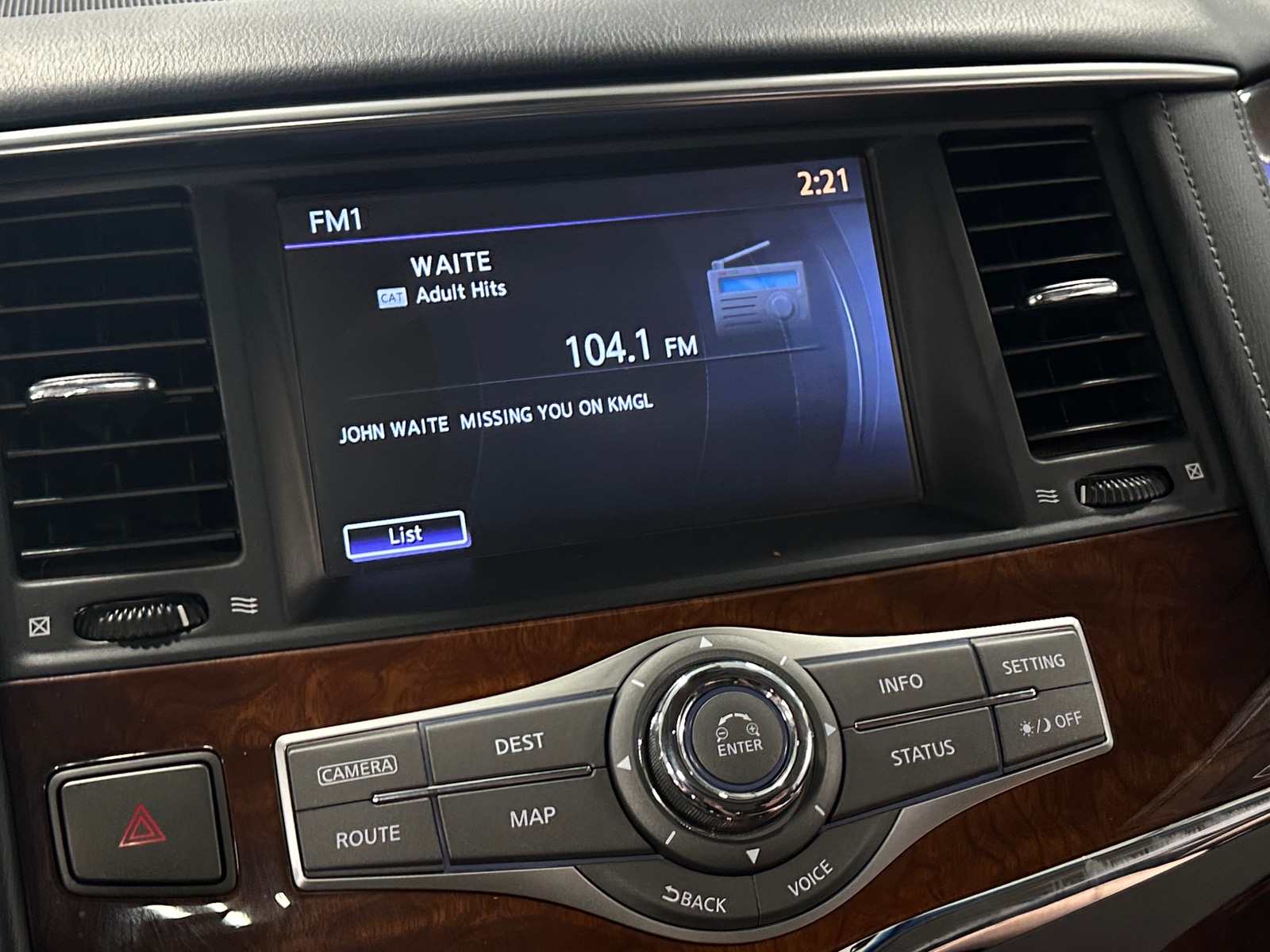 Thumbnail: 2017 INFINITI QX80 - 4
