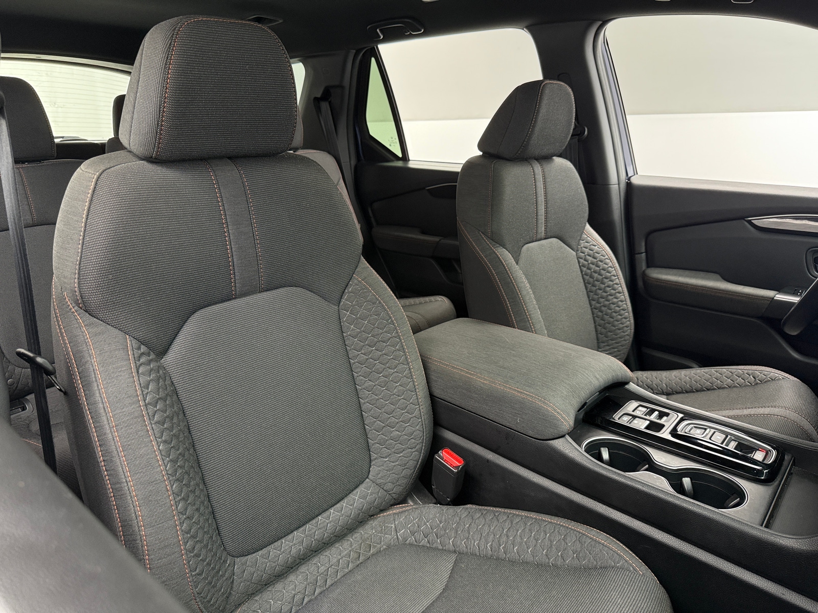 Thumbnail: 2023 Honda Pilot - 2