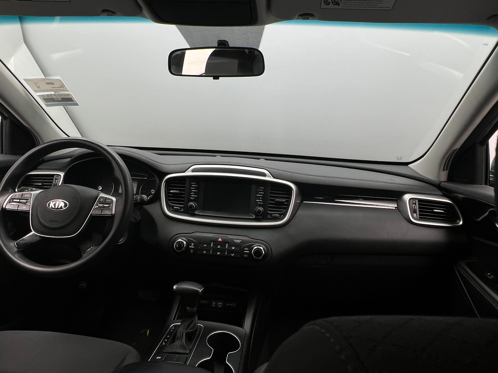 Thumbnail: 2020 Kia Sorento - 3