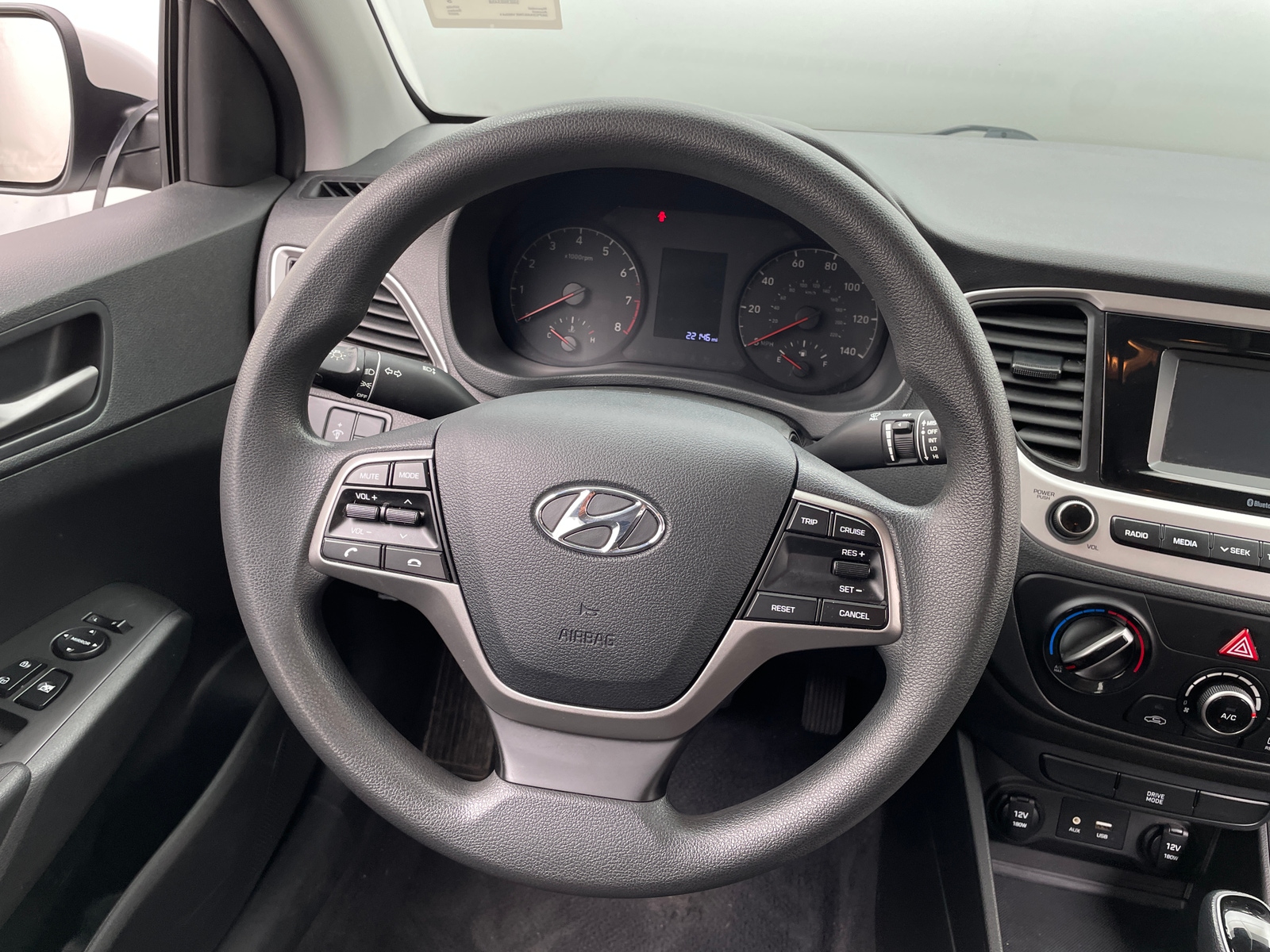 Thumbnail: 2022 Hyundai Accent - 5