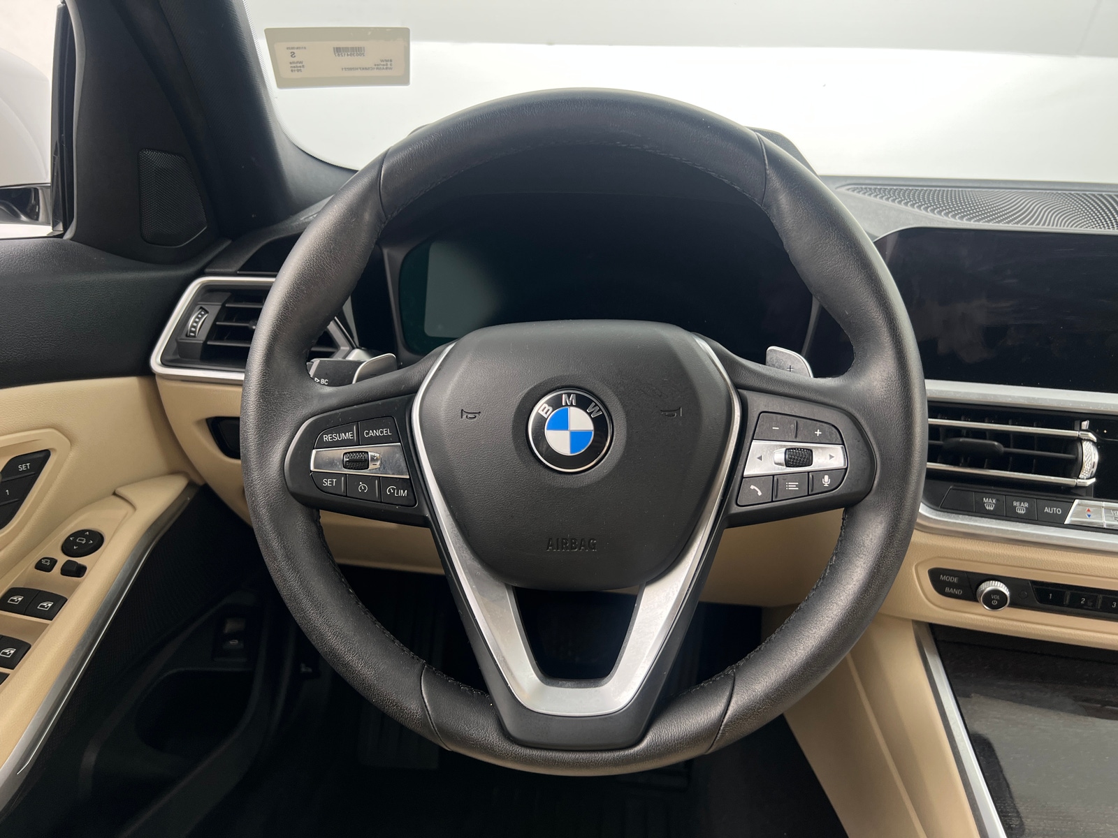 Thumbnail: 2019 BMW 3 Series - 4