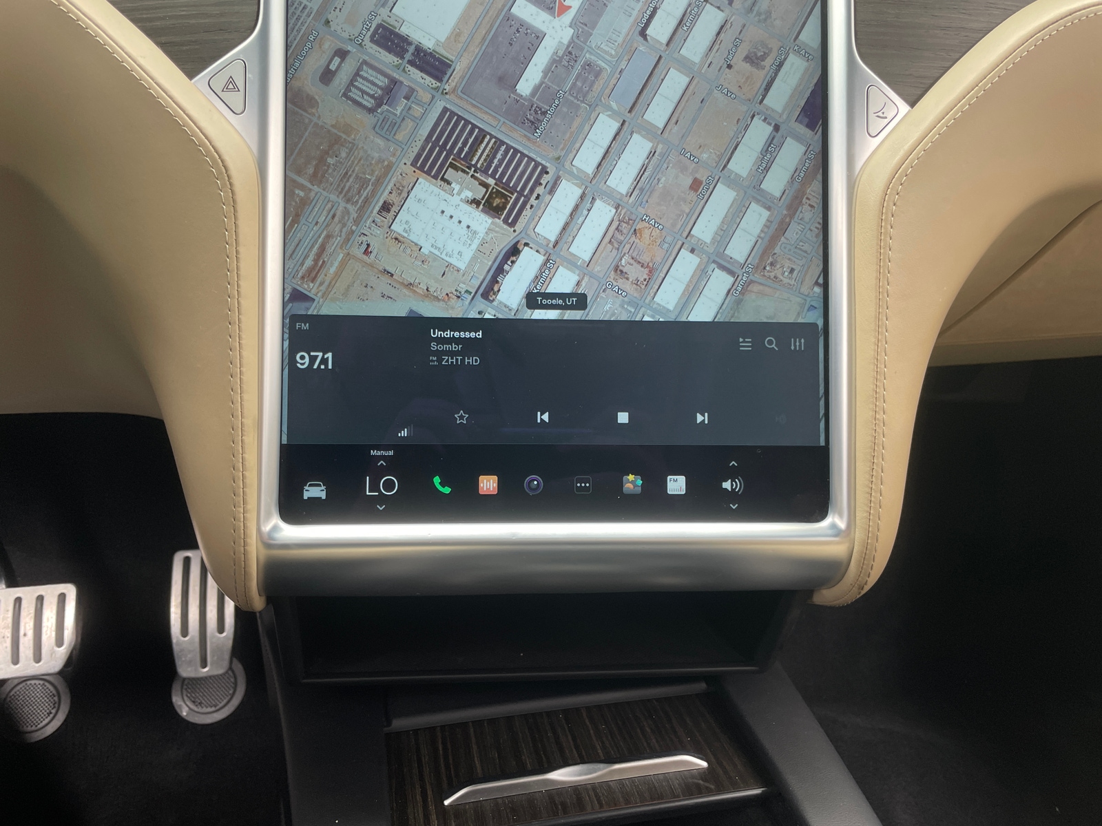 Thumbnail: 2016 Tesla Model X - 3