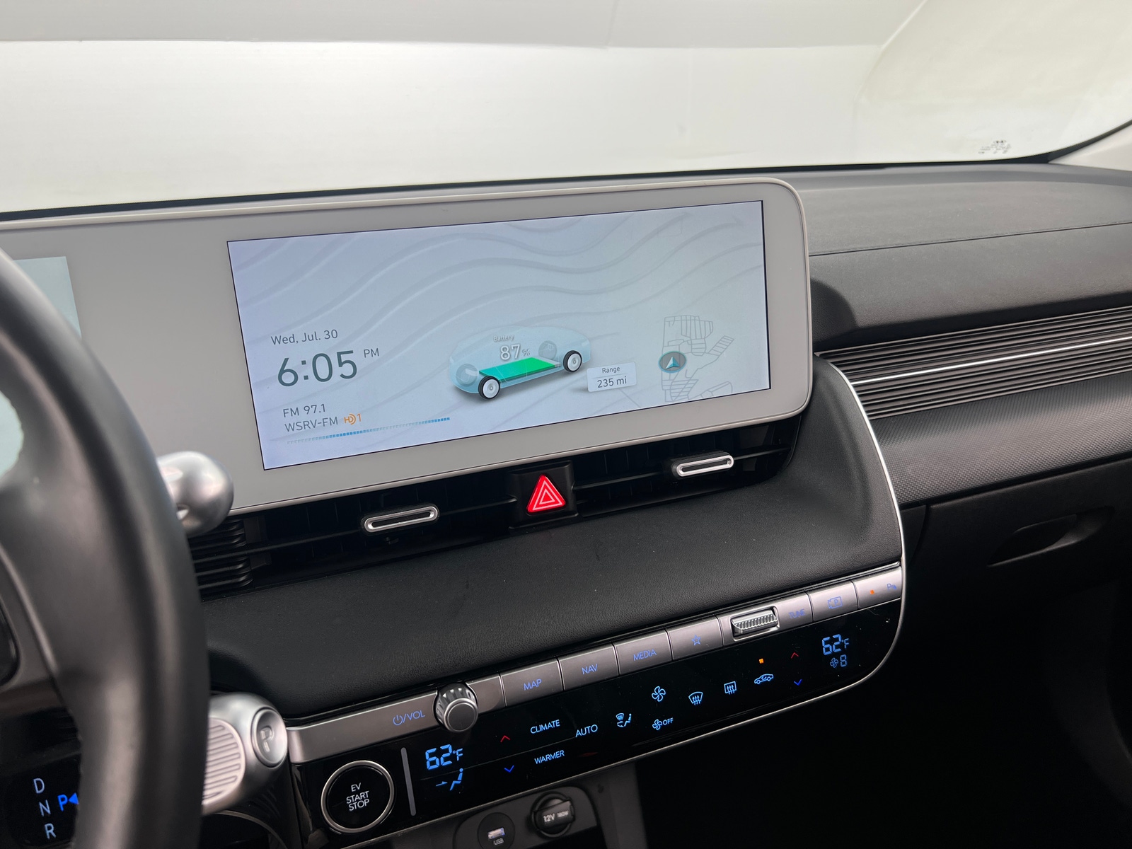 Thumbnail: 2023 Hyundai Ioniq 5 - 4