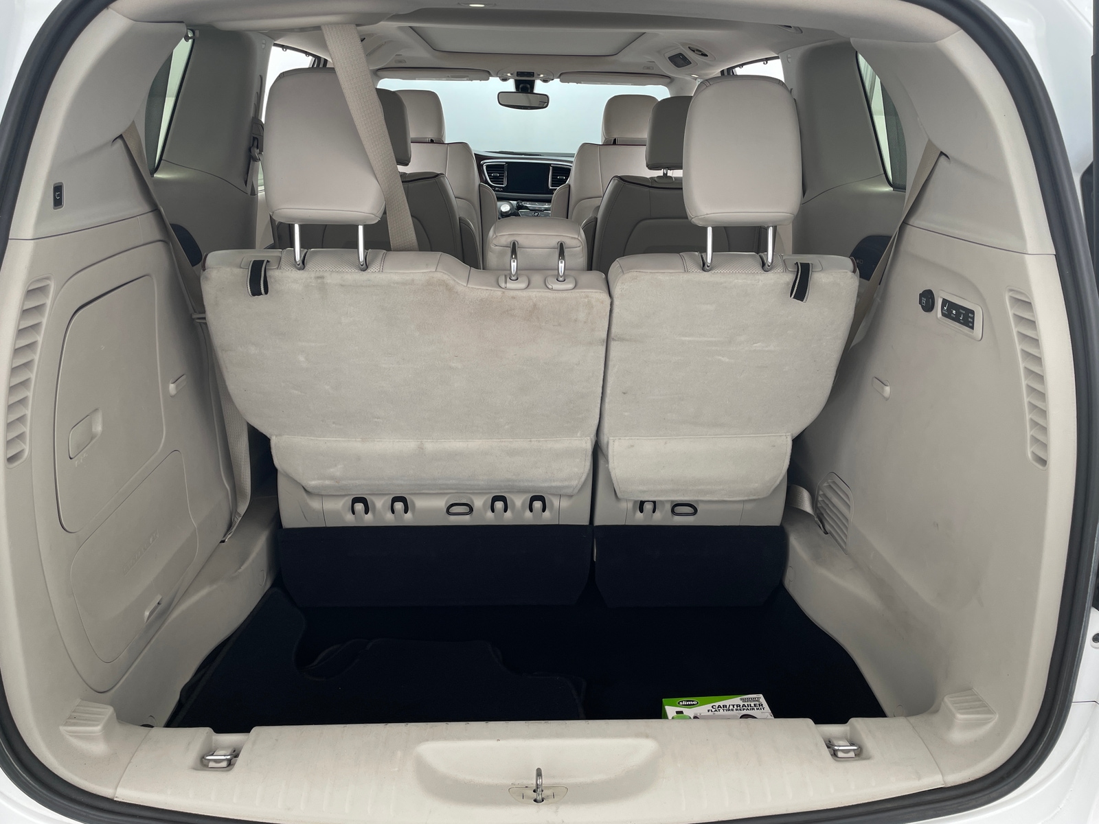 Thumbnail: 2019 Chrysler Pacifica - 6
