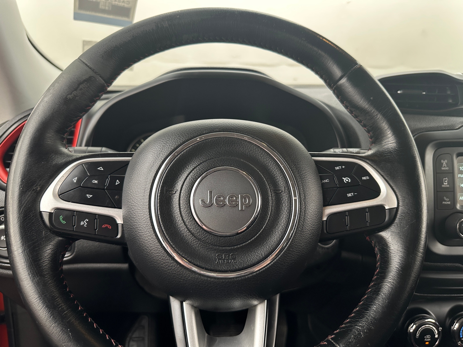 Thumbnail: 2016 Jeep Renegade - 5