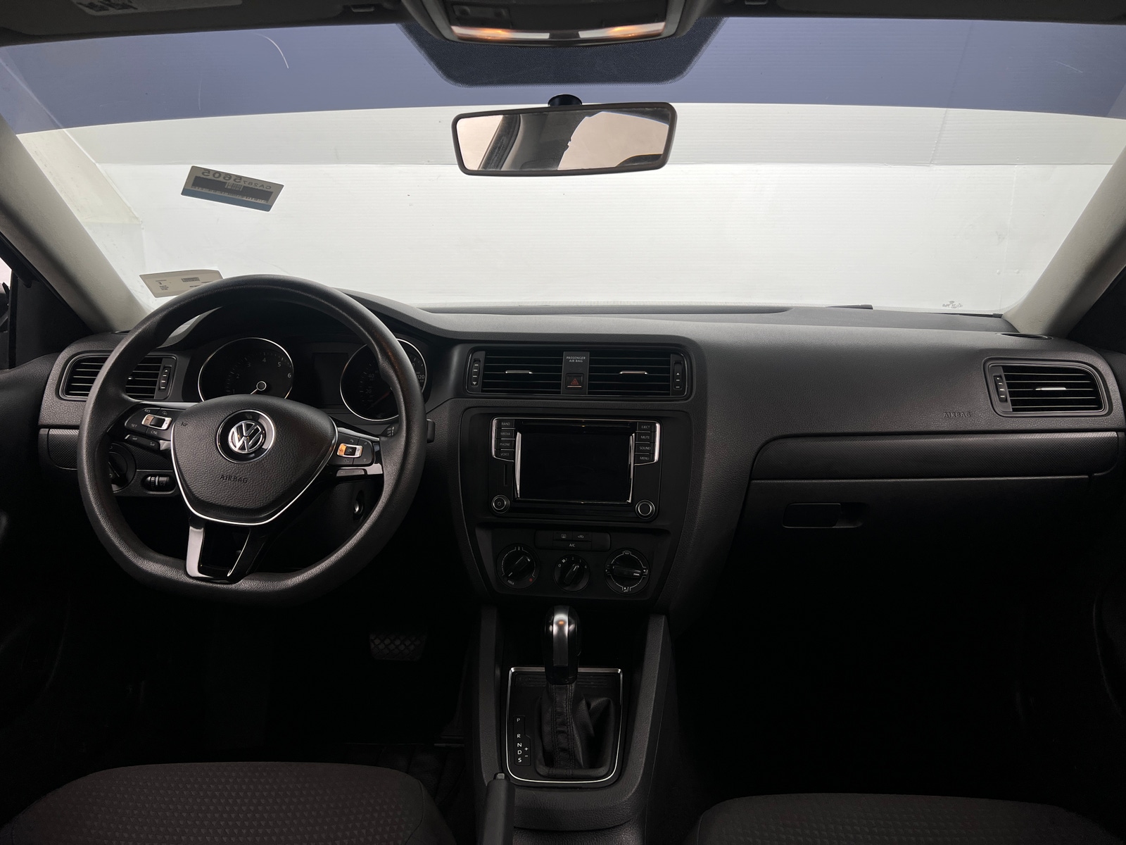 Thumbnail: 2016 Volkswagen Jetta - 3