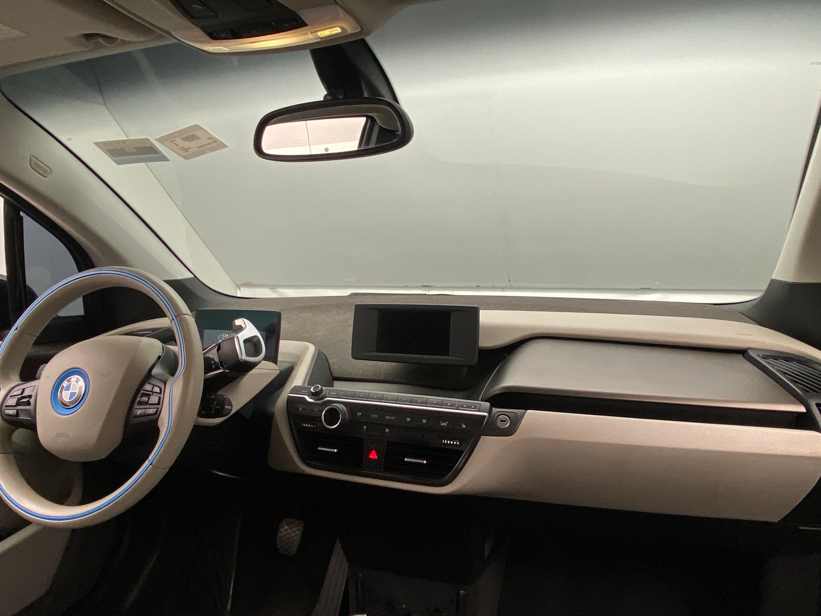 Thumbnail: 2015 BMW i3 - 3
