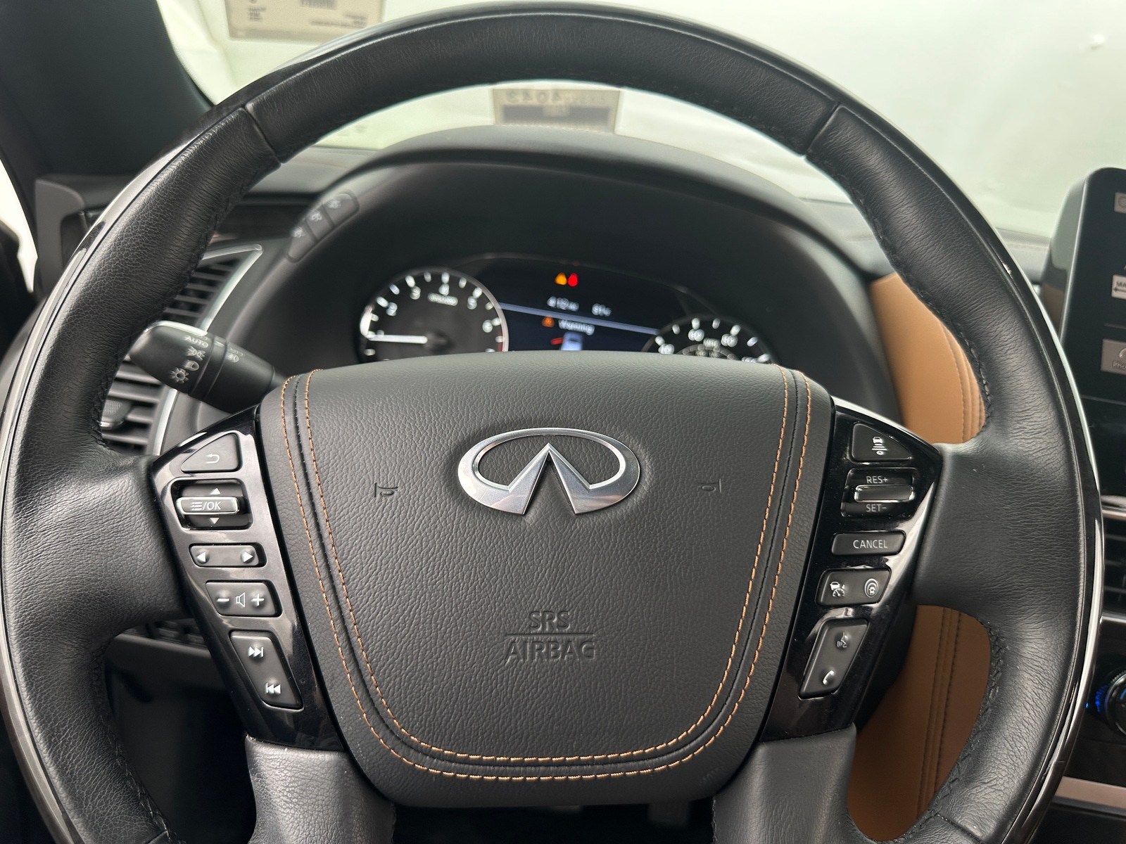 Thumbnail: 2023 INFINITI QX80 - 4