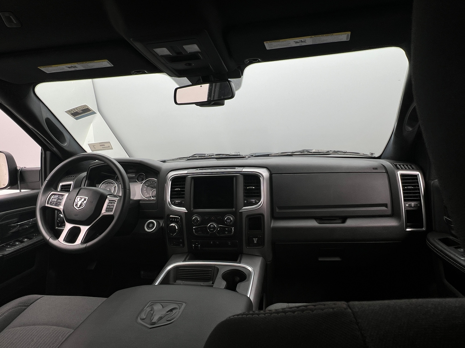 Thumbnail: 2022 RAM 1500 Classic - 3