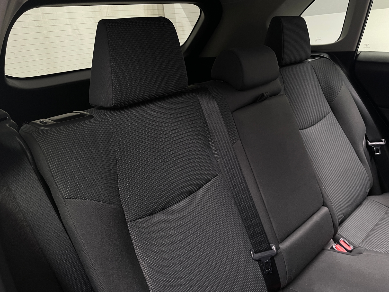 Thumbnail: 2021 Toyota RAV4 - 6