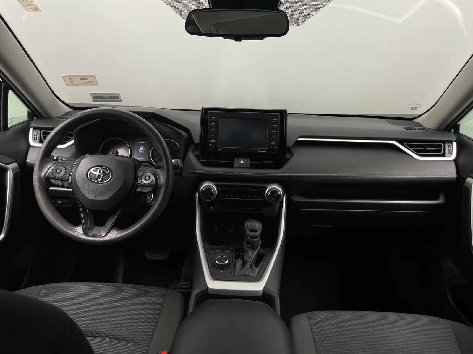 Thumbnail: 2021 Toyota RAV4 - 3