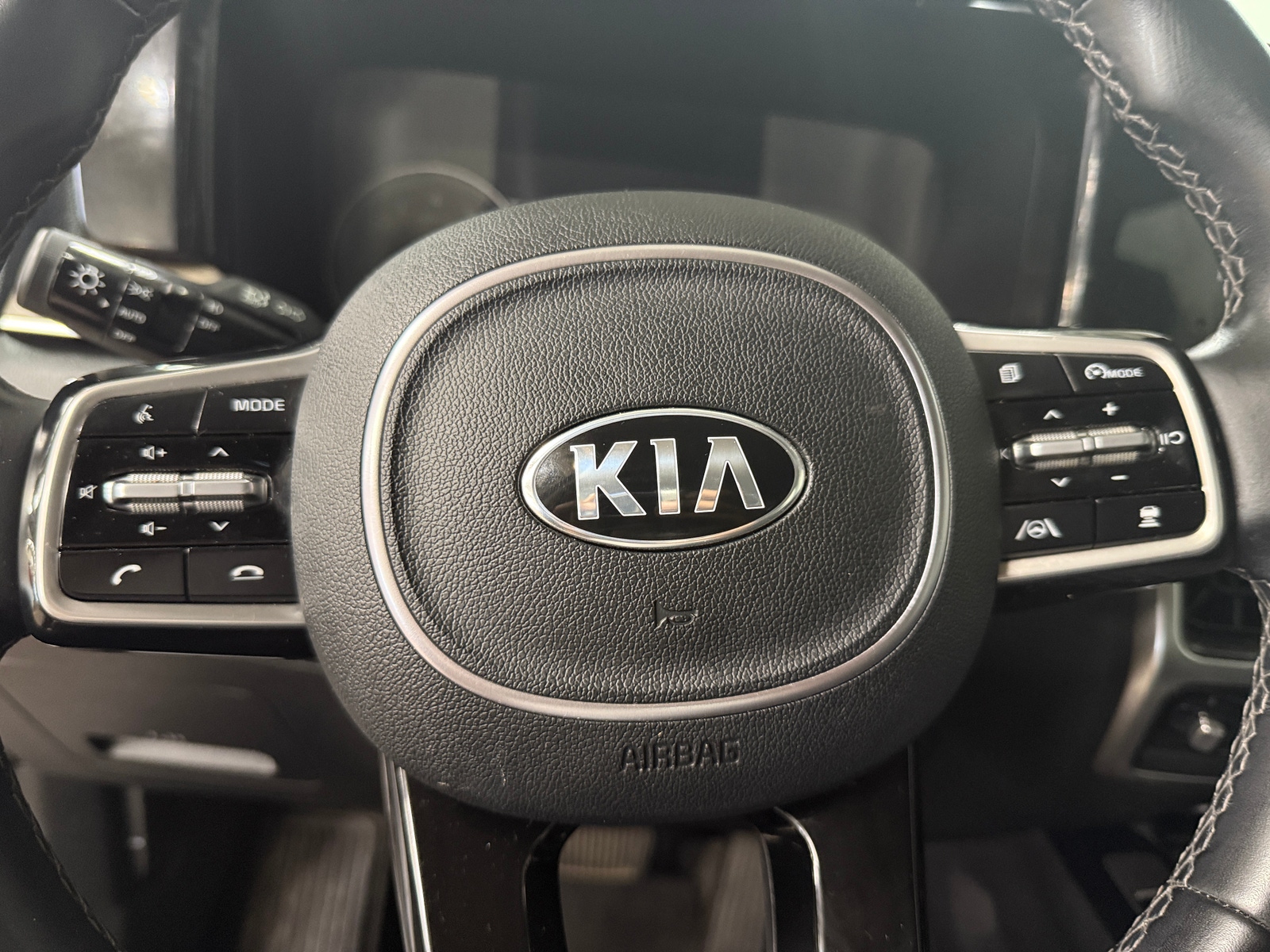 Thumbnail: 2021 Kia Sorento - 4