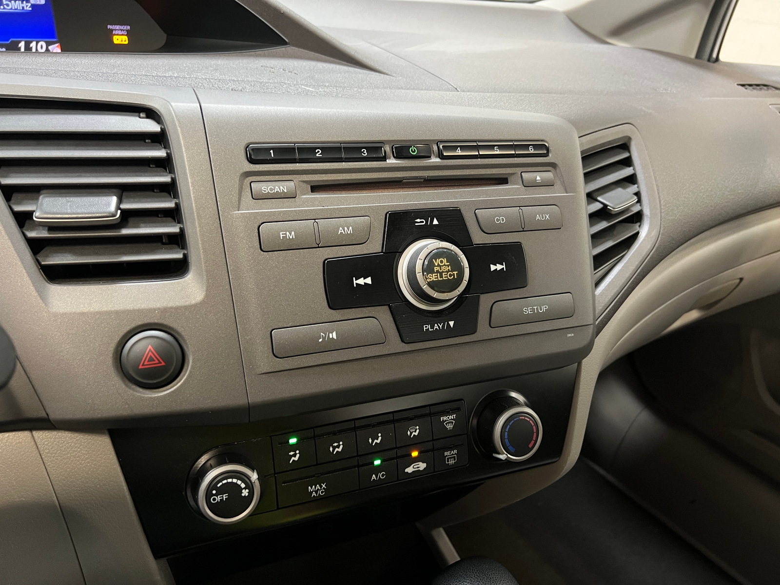 Thumbnail: 2012 Honda Civic - 4