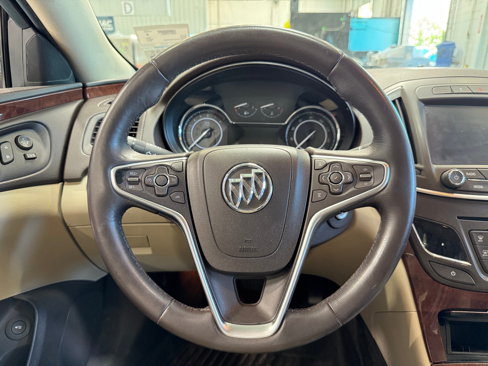 Thumbnail: 2017 Buick Regal - 4