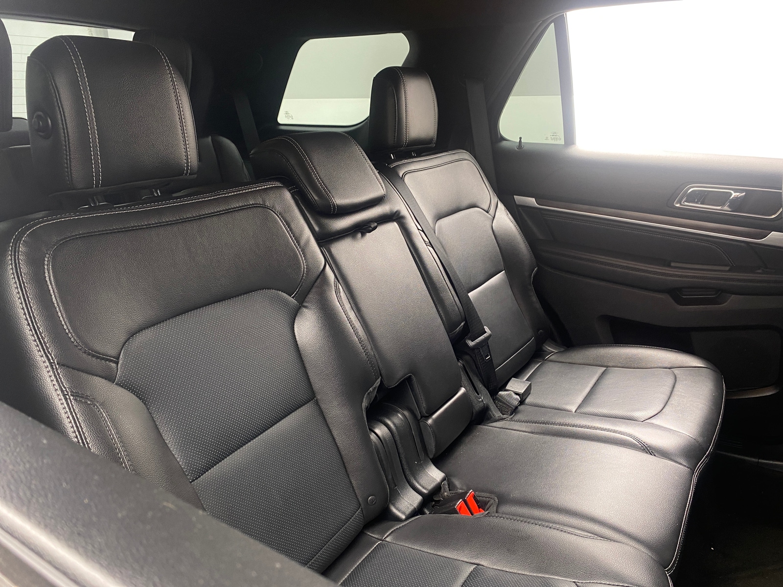 Thumbnail: 2018 Ford Explorer - 5