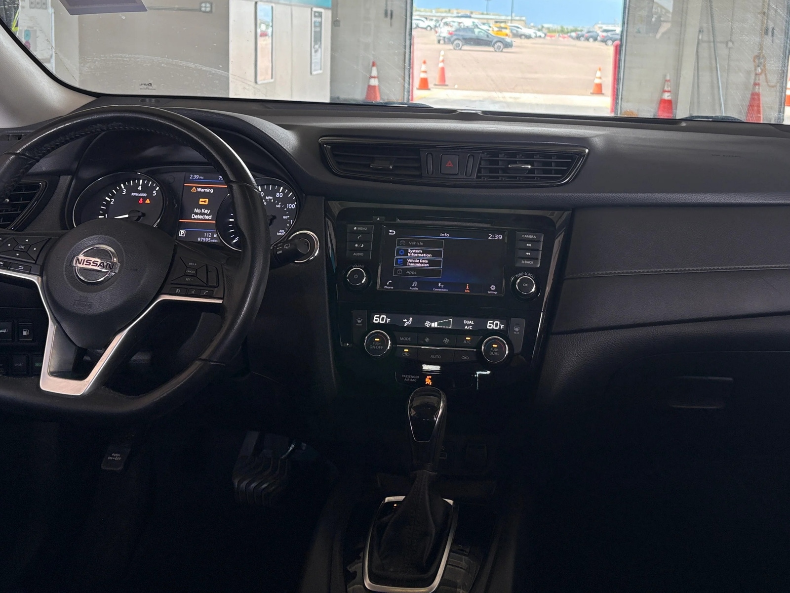 Thumbnail: 2018 Nissan Rogue - 3