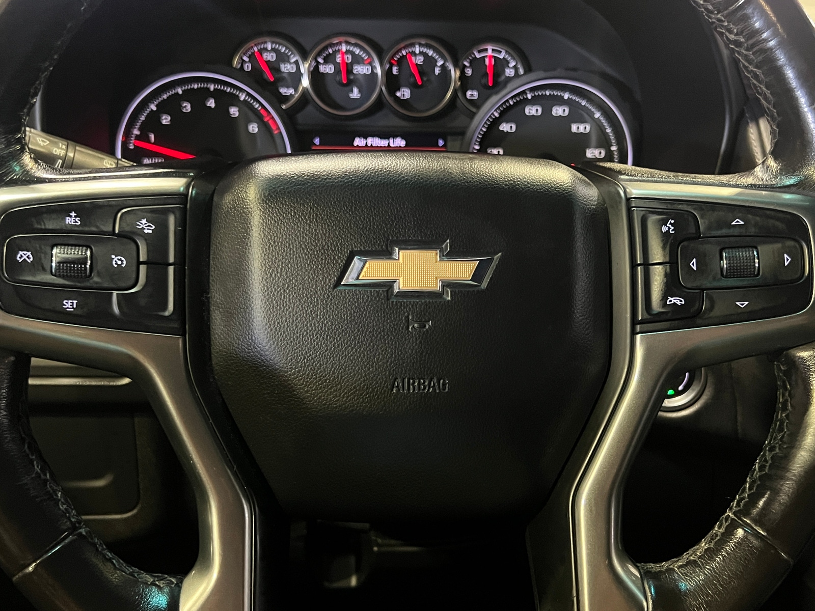 Thumbnail: 2021 Chevrolet Tahoe - 4