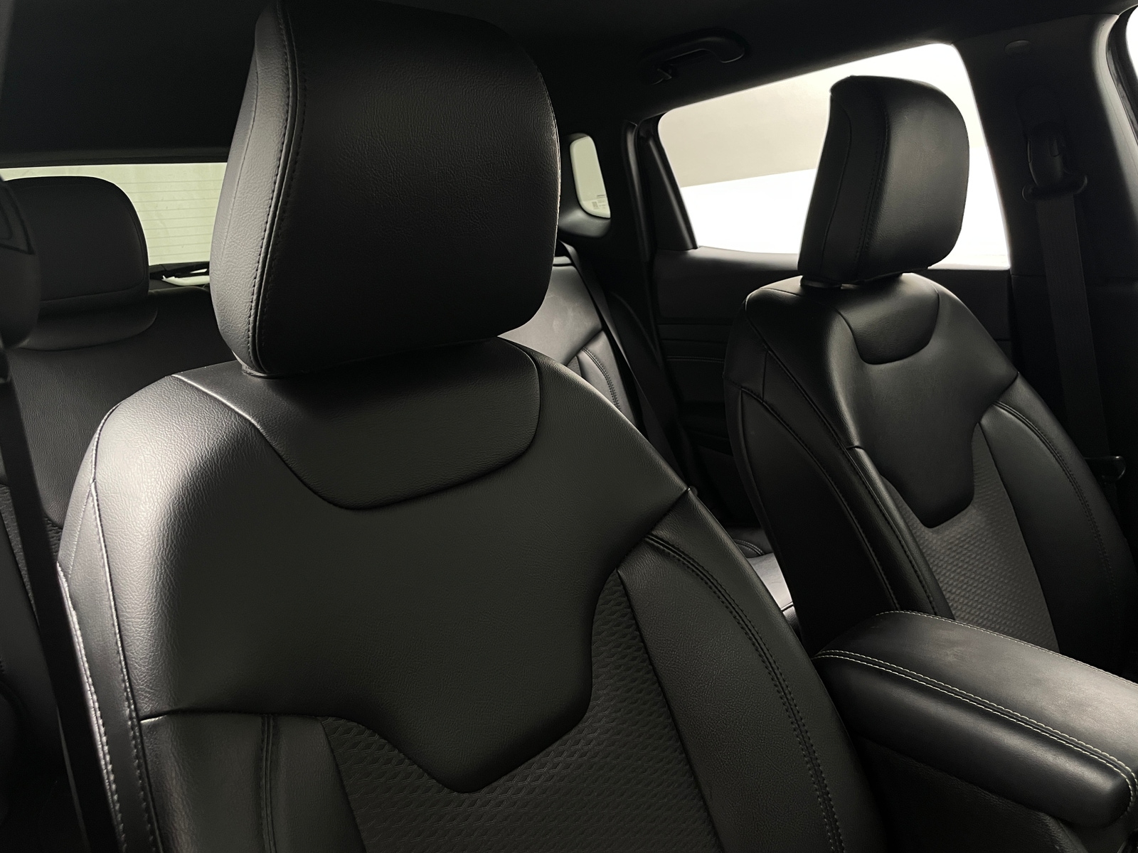 Thumbnail: 2022 Jeep Compass - 2
