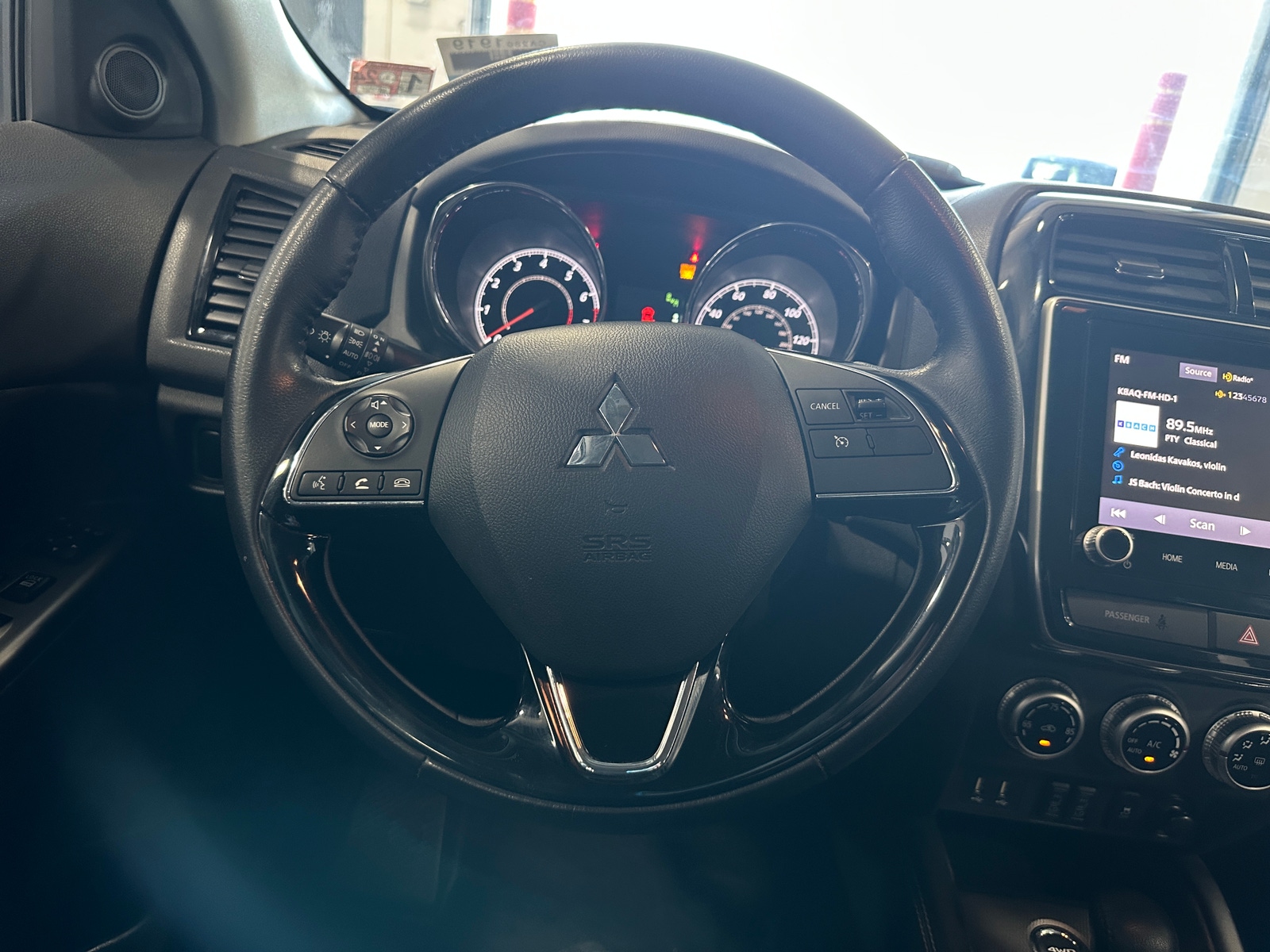 Thumbnail: 2021 Mitsubishi Outlander Sport - 5