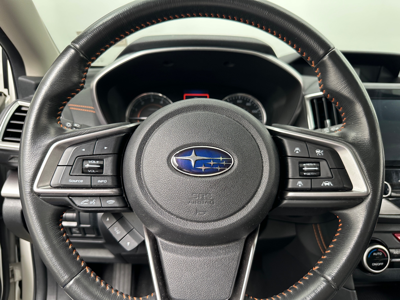 Thumbnail: 2019 Subaru Crosstrek - 4
