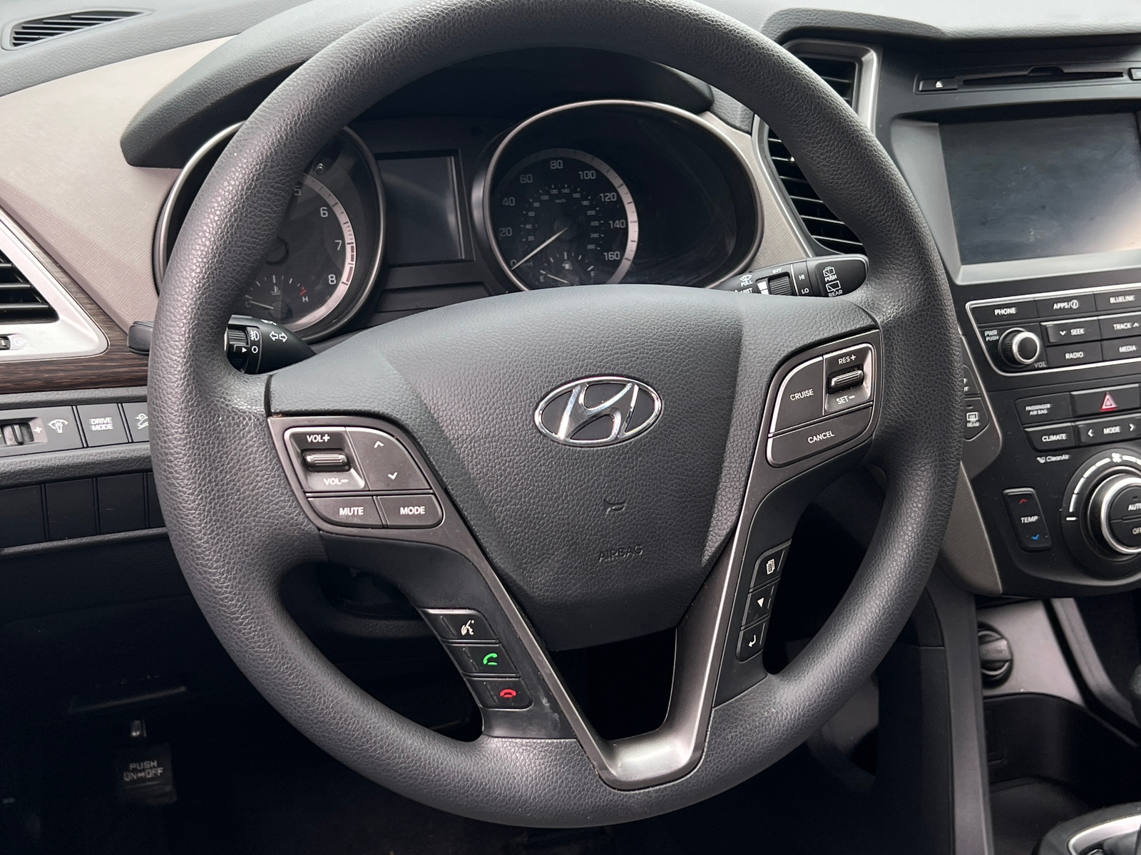 Thumbnail: 2017 Hyundai Santa Fe - 5