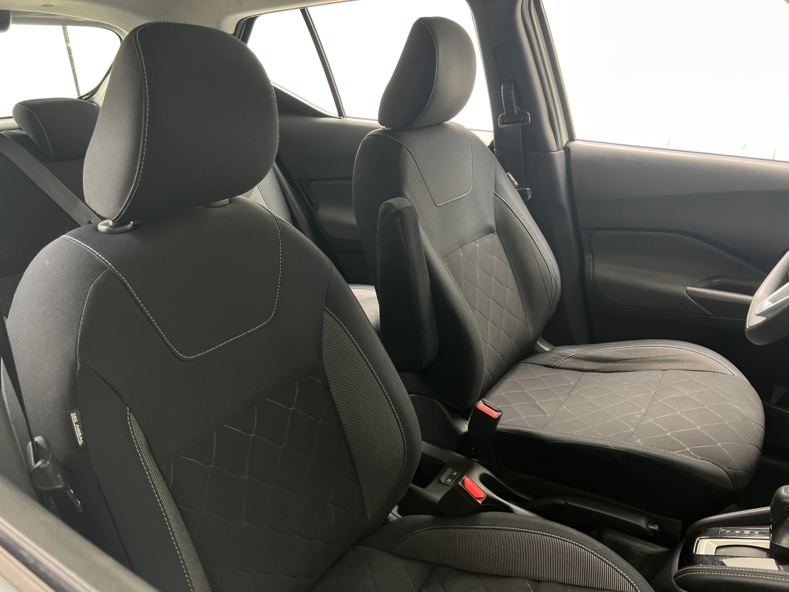 Thumbnail: 2018 Nissan Kicks - 2