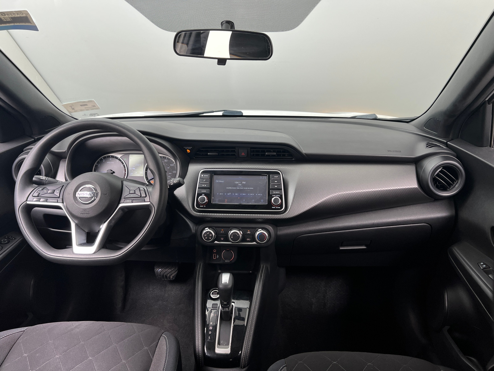 Thumbnail: 2018 Nissan Kicks - 3
