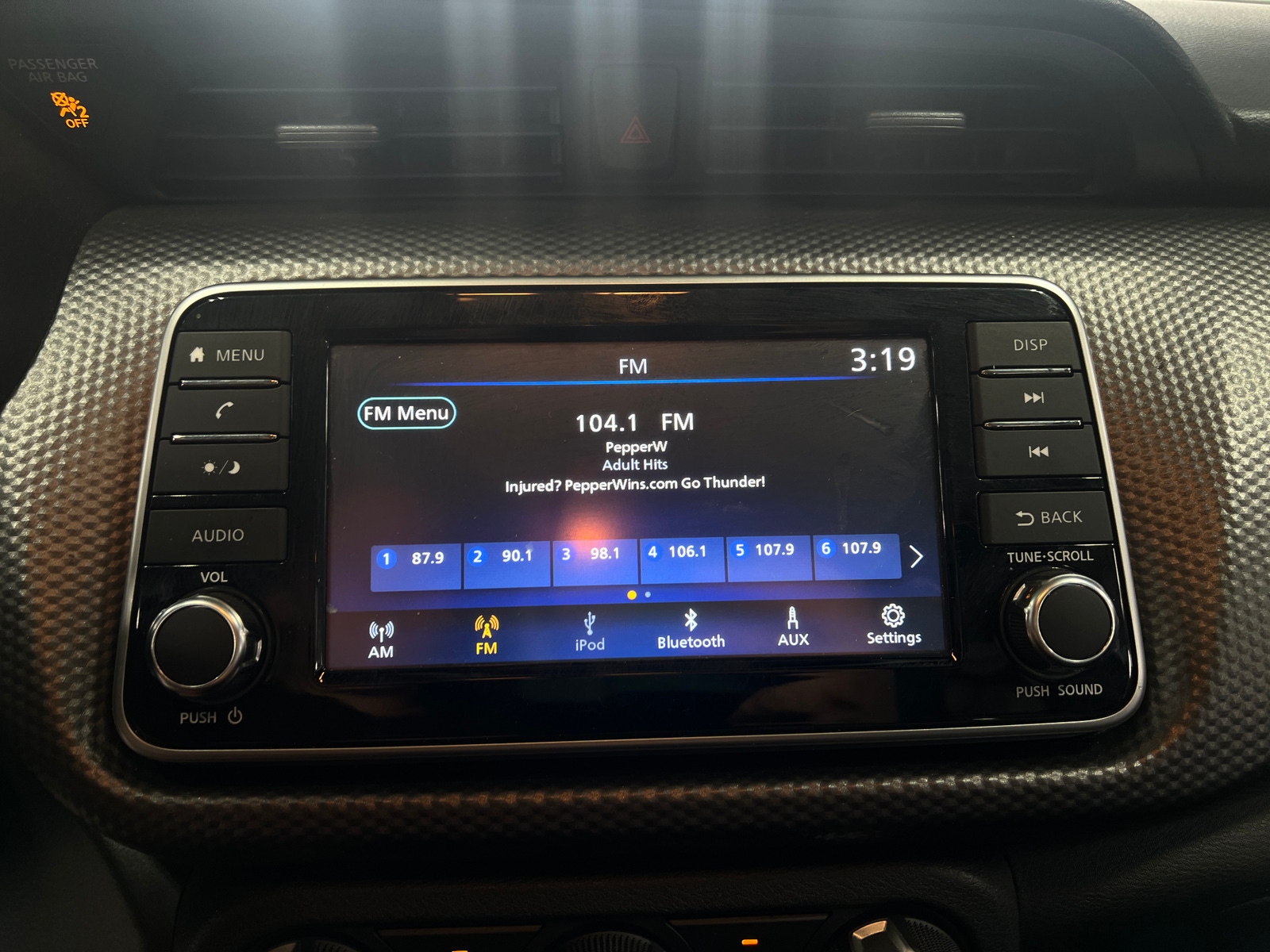 Thumbnail: 2018 Nissan Kicks - 4