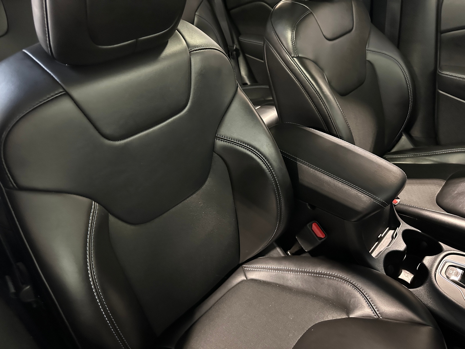 Thumbnail: 2019 Jeep Cherokee - 2