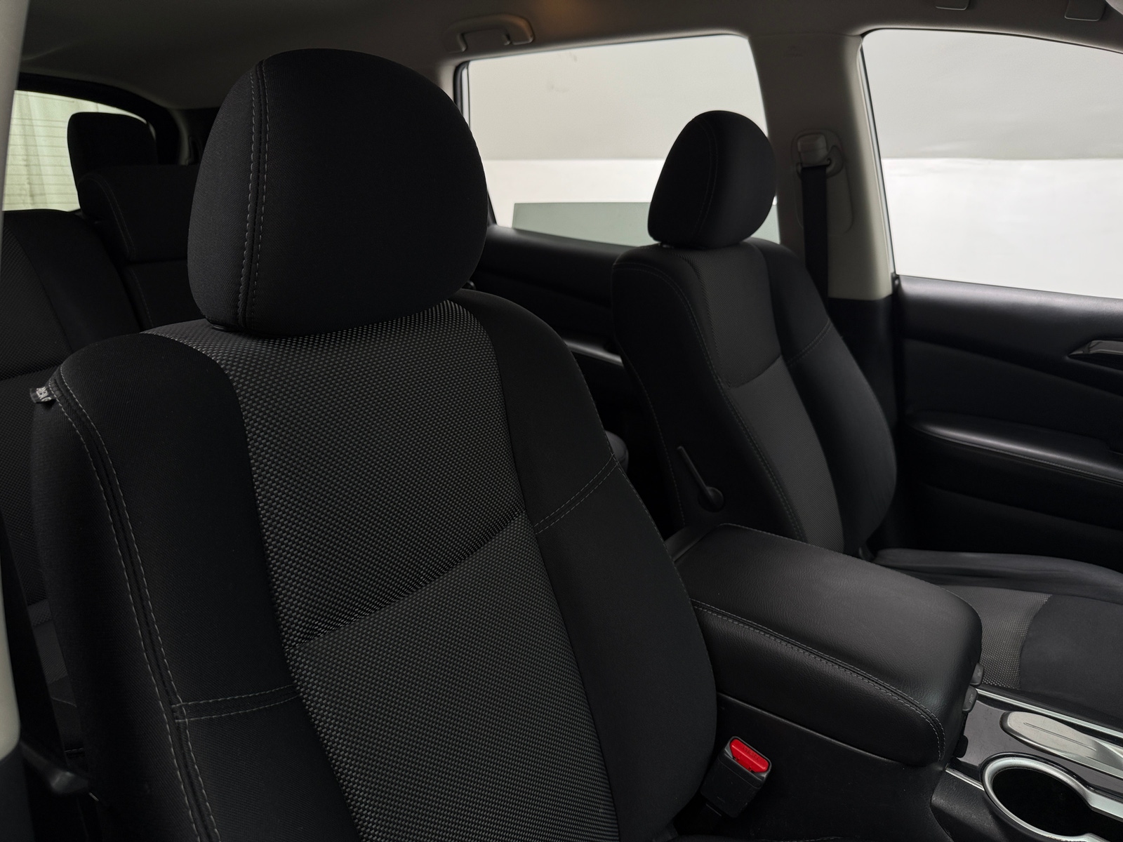 Thumbnail: 2019 Nissan Pathfinder - 2