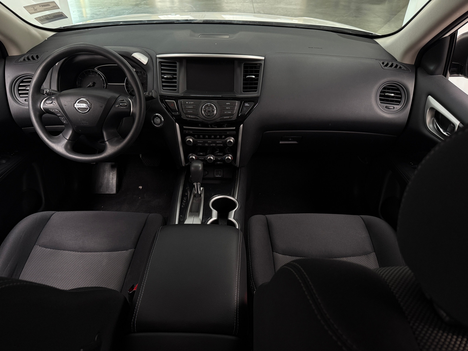 Thumbnail: 2019 Nissan Pathfinder - 3