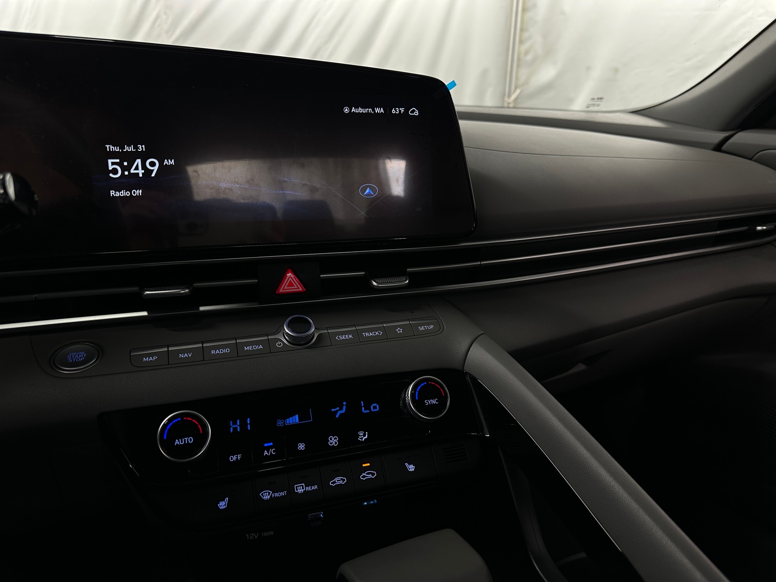 Thumbnail: 2023 Hyundai Elantra - 4