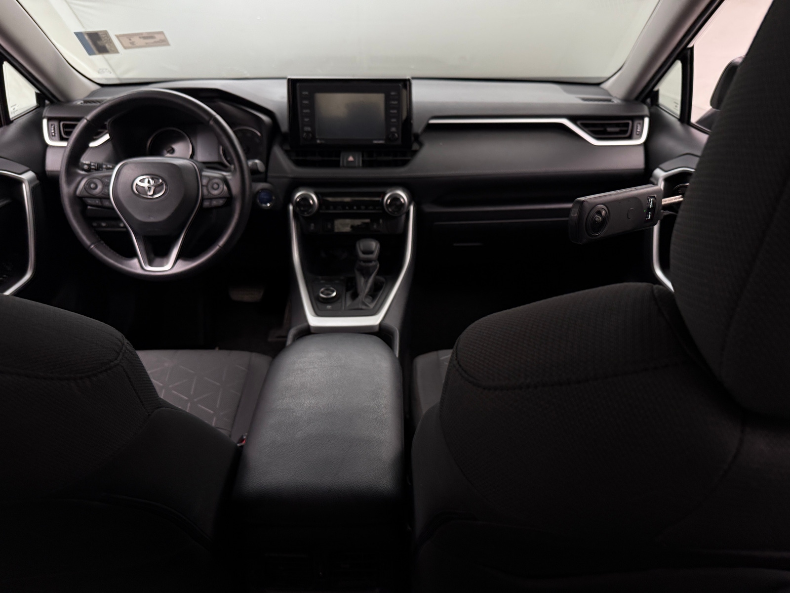 Thumbnail: 2021 Toyota RAV4 - 3