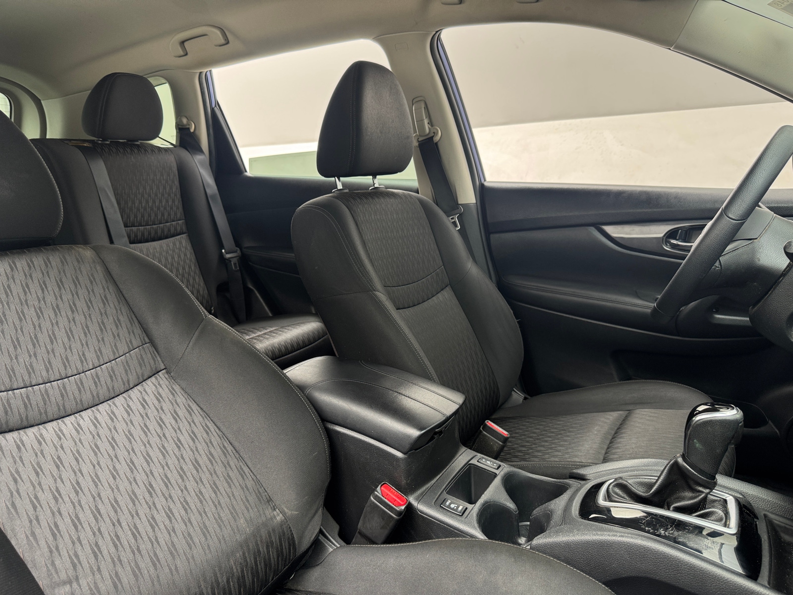 Thumbnail: 2019 Nissan Rogue - 2