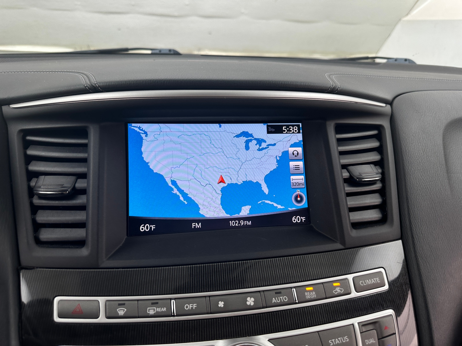 Thumbnail: 2017 INFINITI QX60 - 3