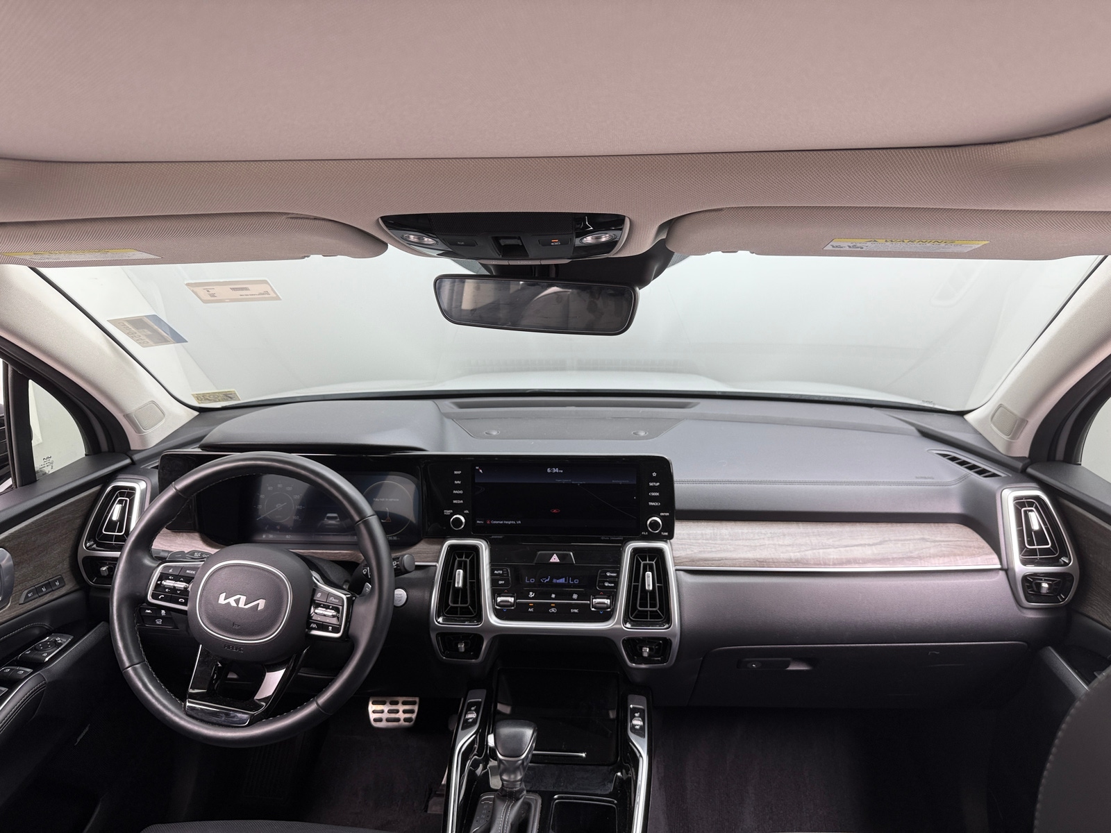Thumbnail: 2022 Kia Sorento - 2