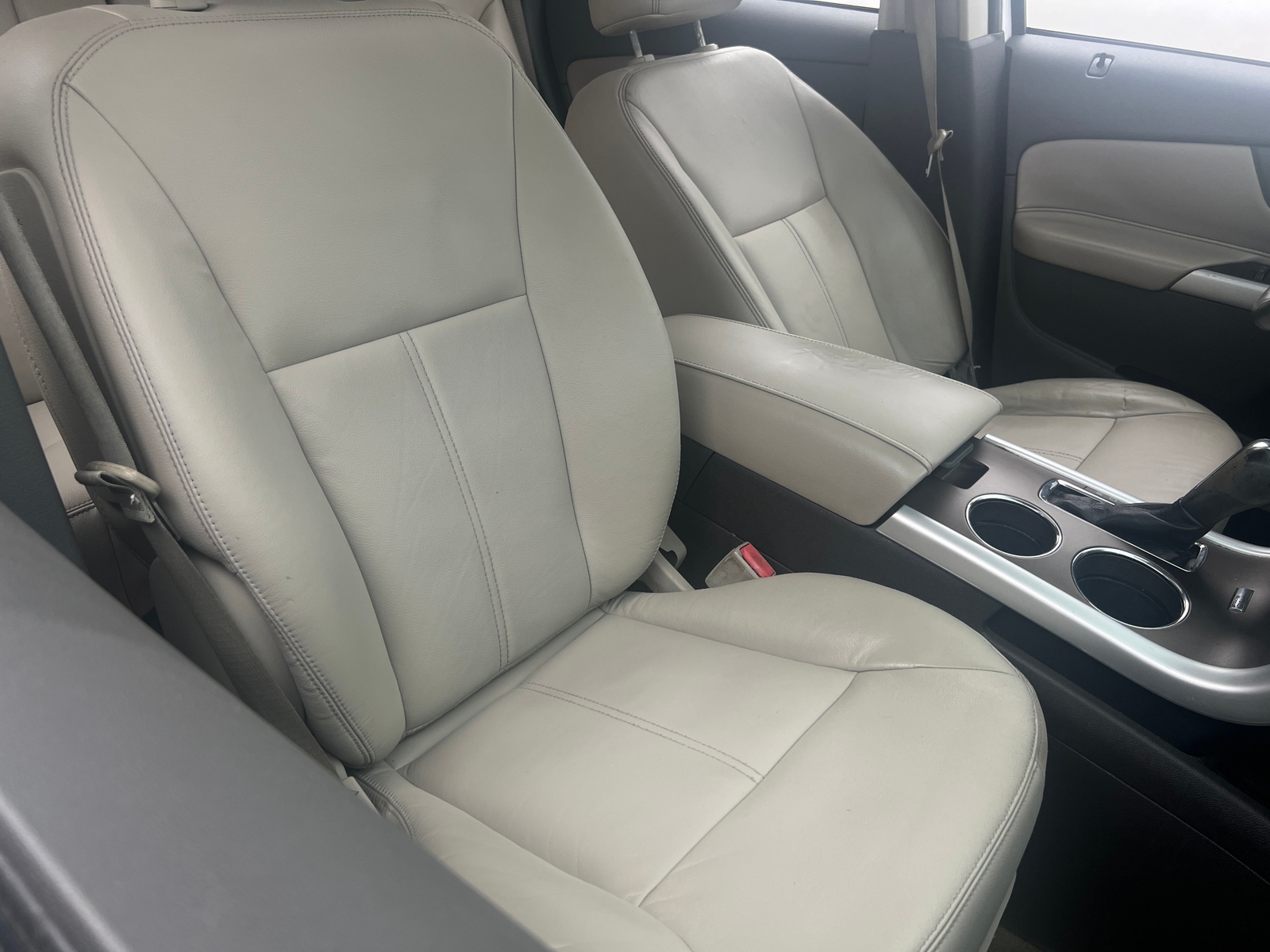 Thumbnail: 2011 Ford Edge - 2