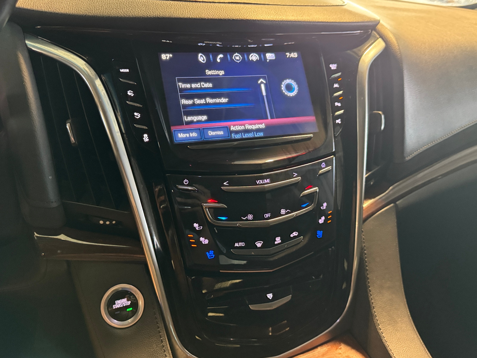 Thumbnail: 2019 Cadillac Escalade - 3