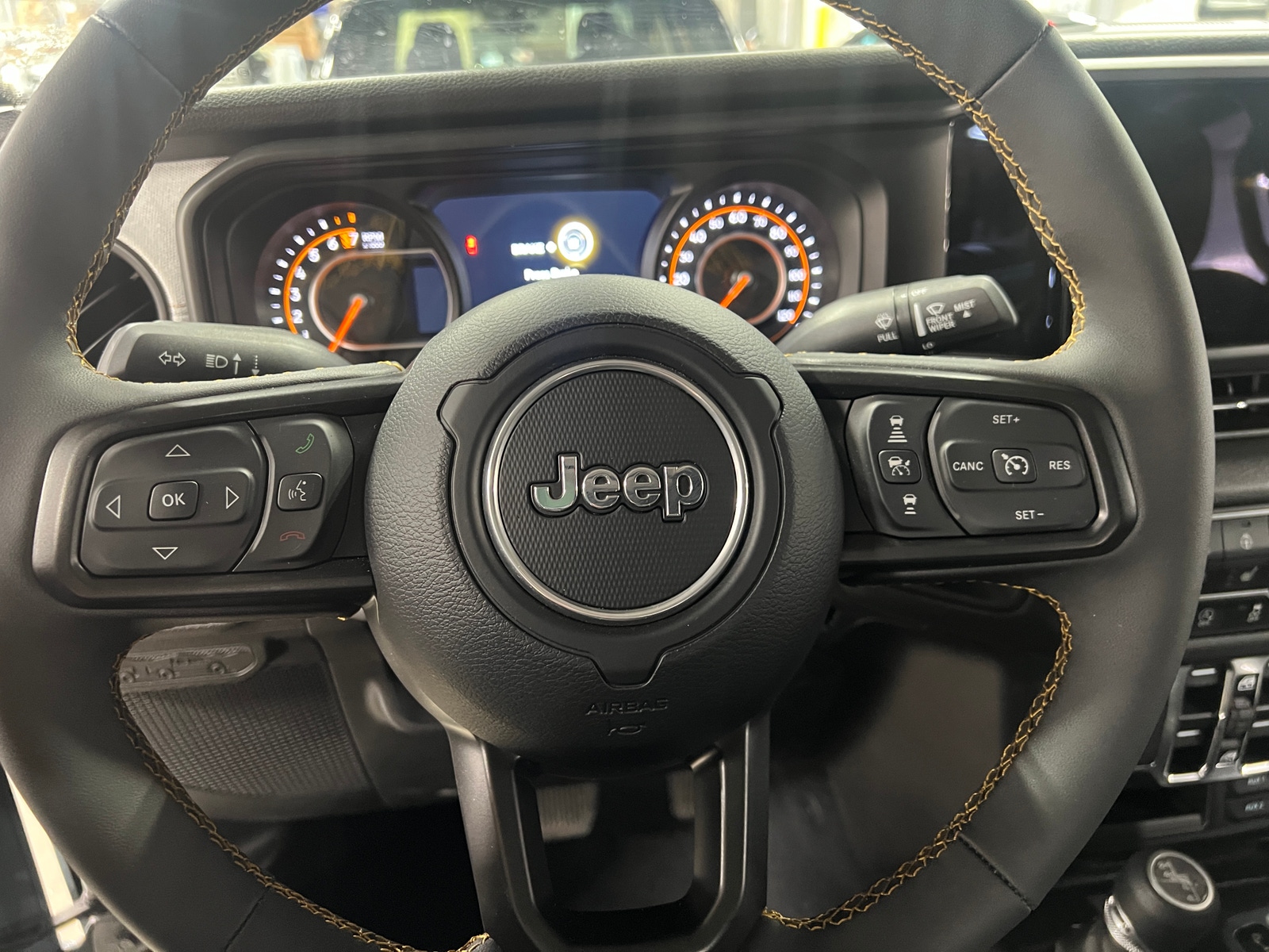 Thumbnail: 2024 Jeep Gladiator - 5
