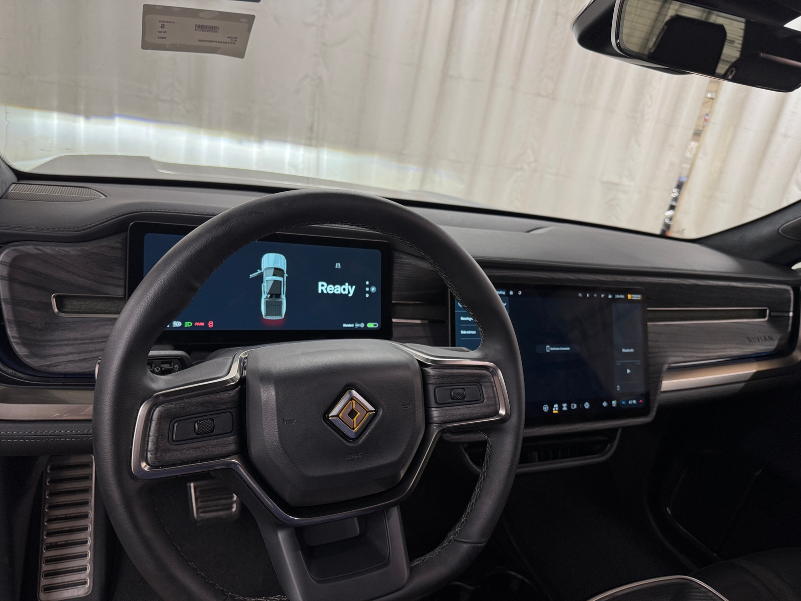 Thumbnail: 2023 Rivian R1T - 2