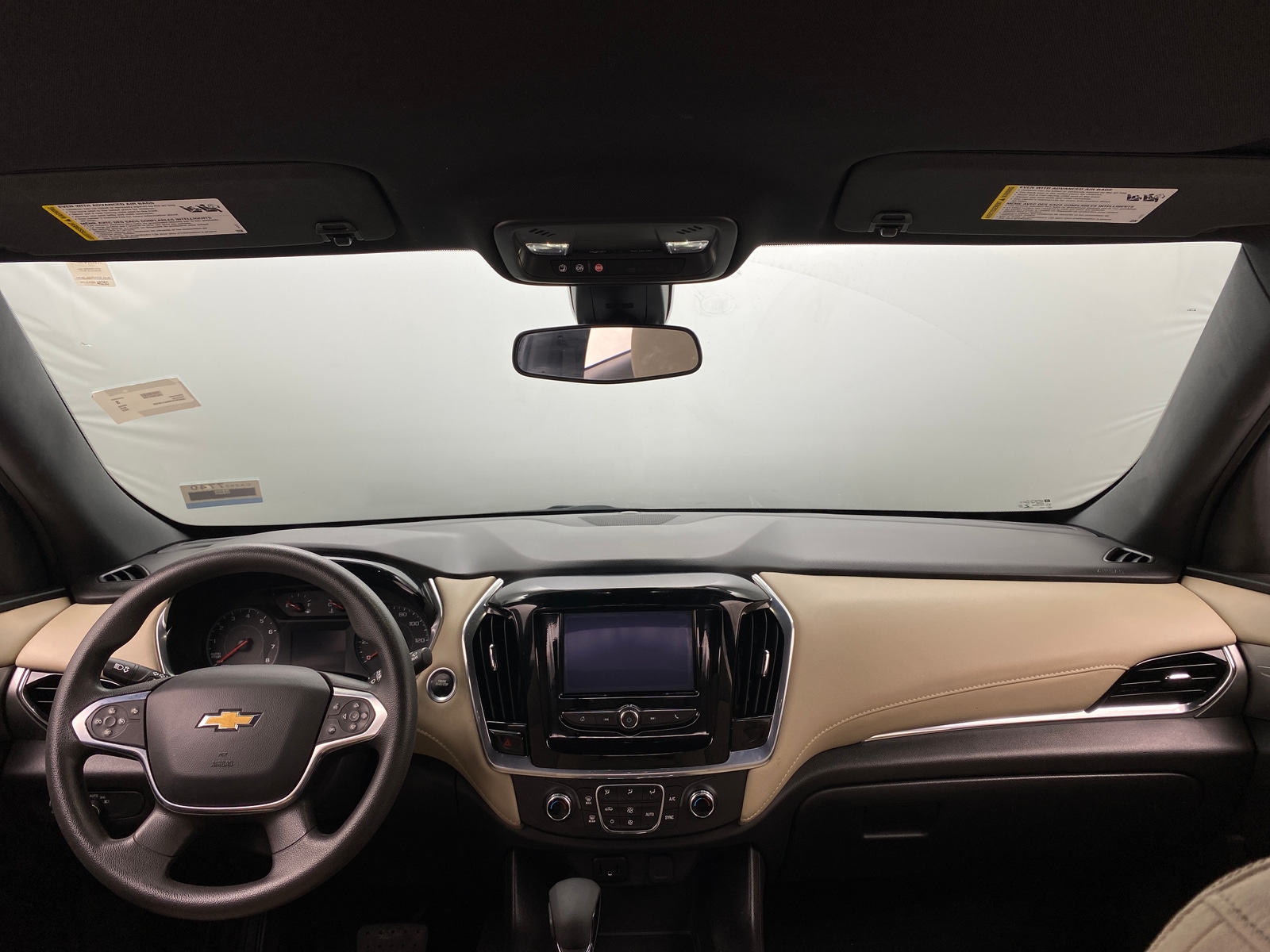 Thumbnail: 2022 Chevrolet Traverse - 3