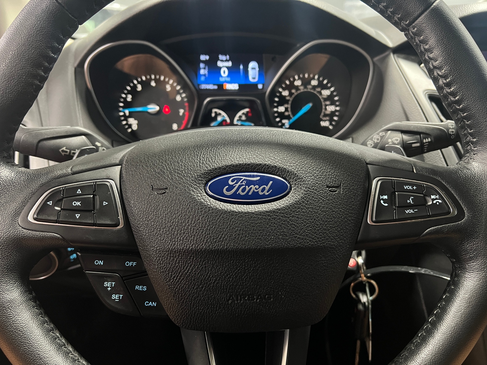 Thumbnail: 2016 Ford Focus - 5
