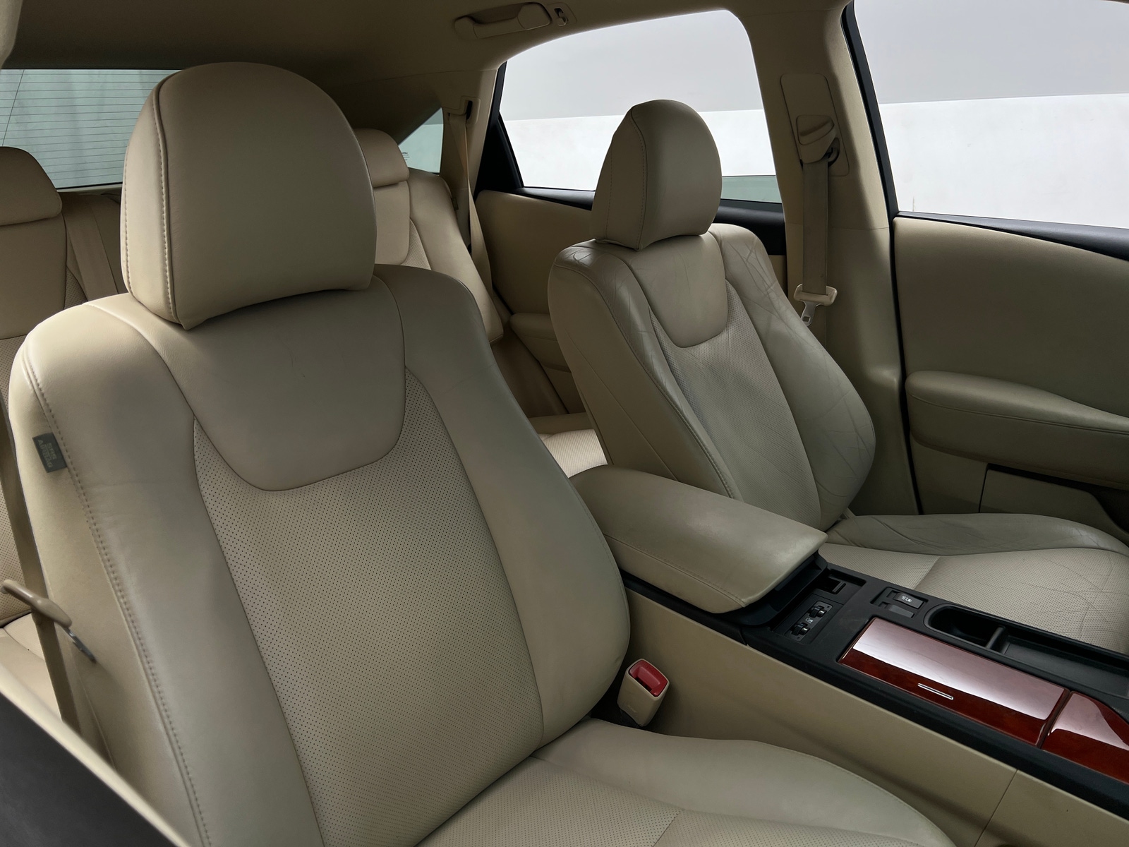 Thumbnail: 2010 Lexus RX - 2