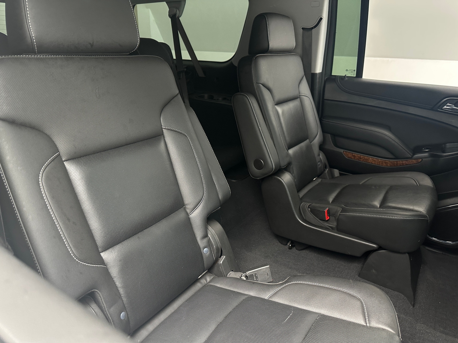 Thumbnail: 2019 Chevrolet Suburban - 5