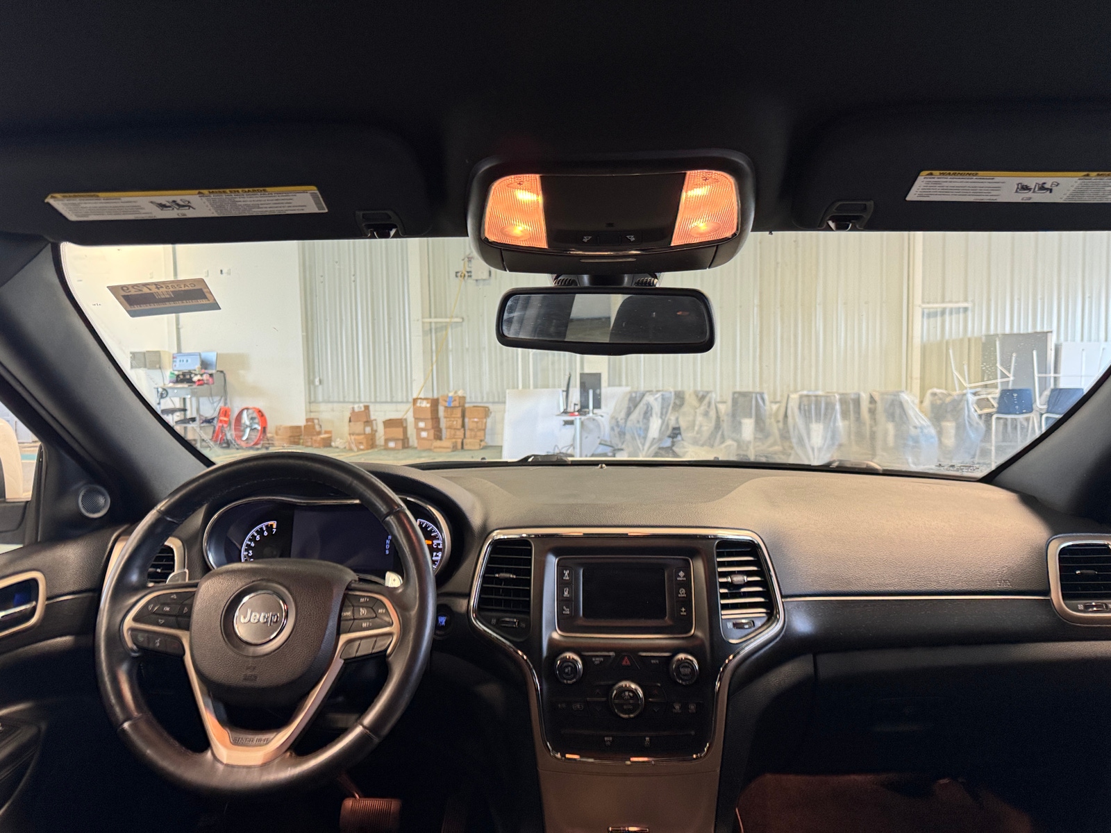 Thumbnail: 2015 Jeep Grand Cherokee - 3