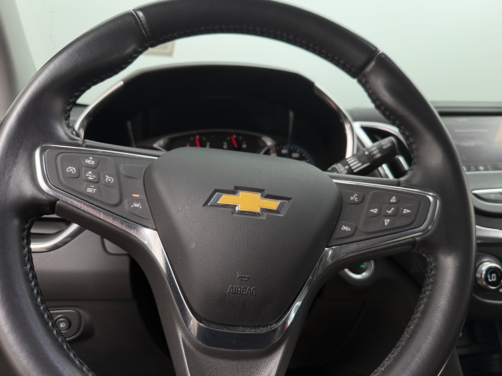 Thumbnail: 2021 Chevrolet Equinox - 5