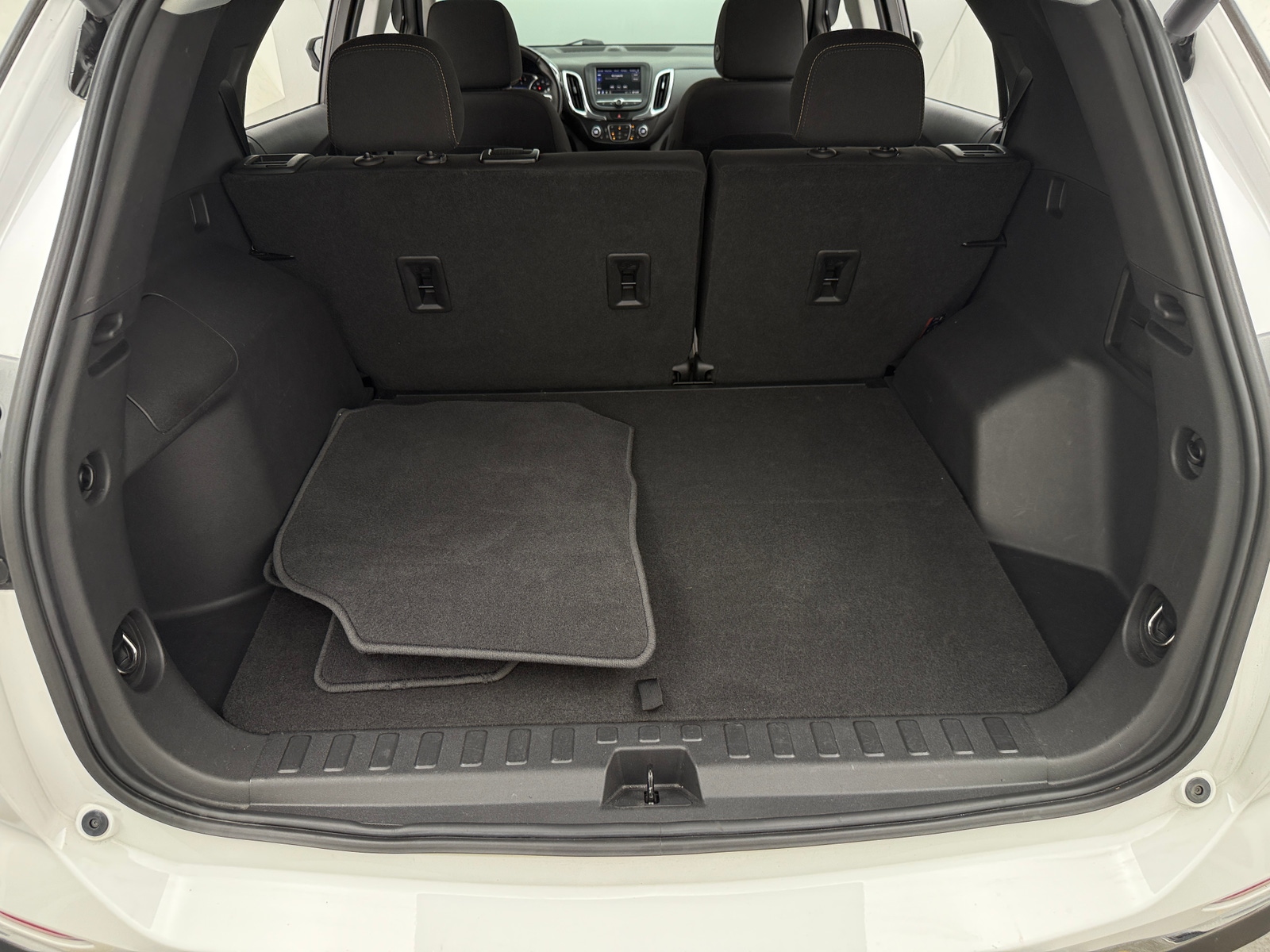 Thumbnail: 2021 Chevrolet Equinox - 7