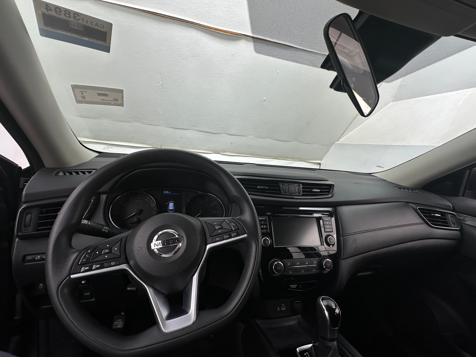 Thumbnail: 2019 Nissan Rogue - 3
